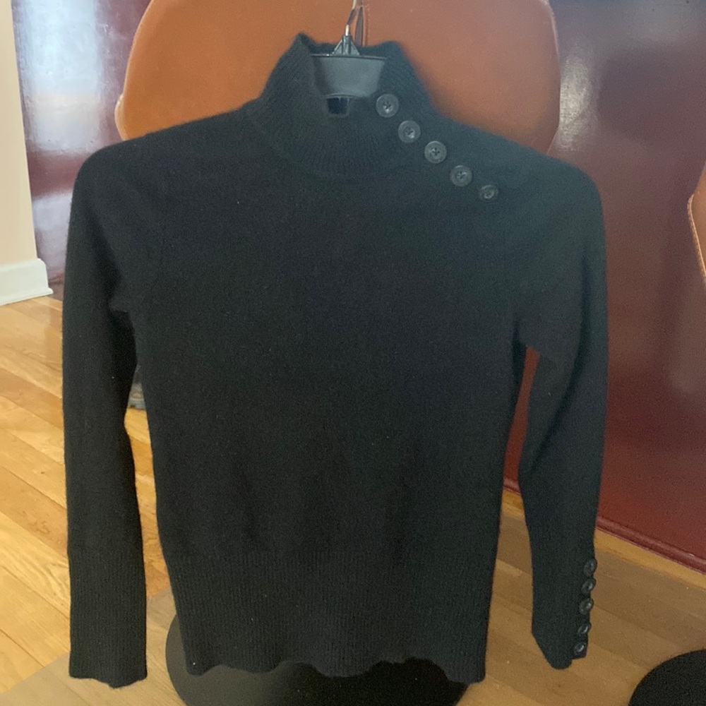 Vintage Anne Klein Womens 💯 Cashmere sweater.Soft ,Warm and Lightweight